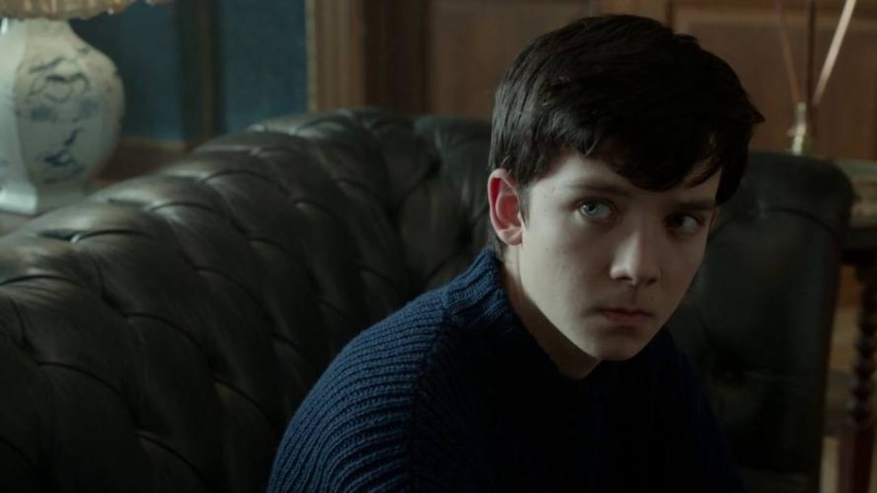 miss-peregrine-s-home-for-peculiar-children-trailer-2.jpg