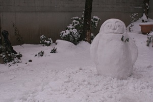 snowpenguin.jpg