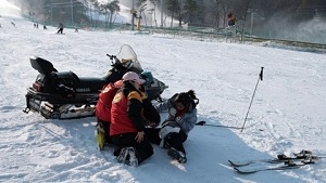 ski_accident2.jpg